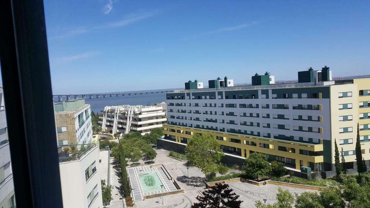 Parque Nacoes Prime Apartments 13 Lisboa Eksteriør bilde